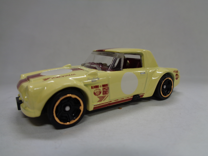 Illustration for article titled CUSTOM DATSUN FAIRLADY 2000 BY HOT WHEELS